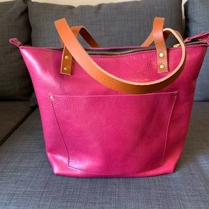Portland Leather Medium Zip Tote In Pomegranate